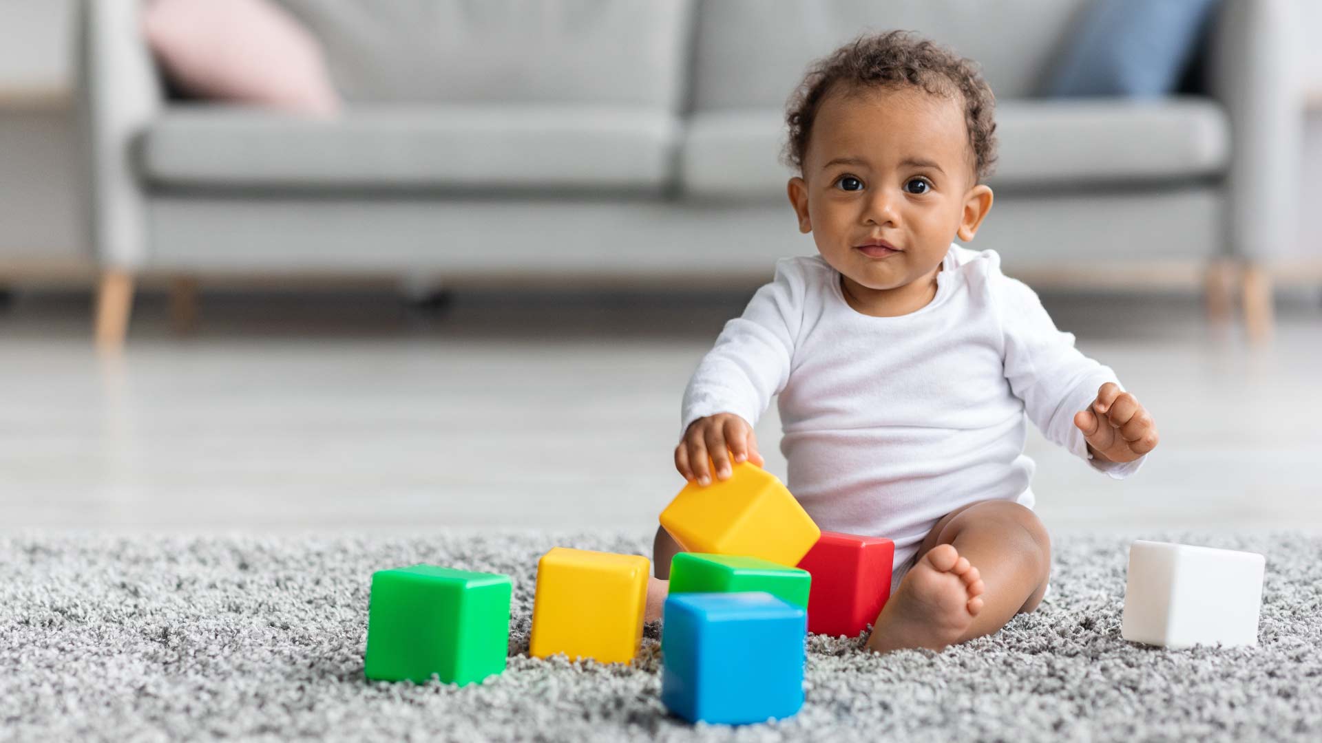 Conheça os marcos do desenvolvimento infantil em cada idade